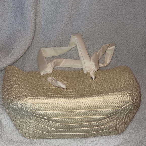 Beach Bag - Picture 3 of 5